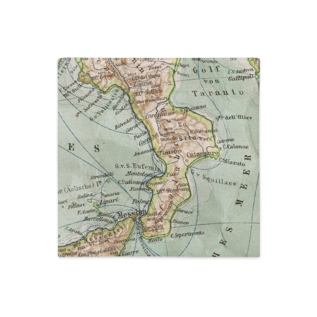 Vintage map of Italy on a light green background throw pillow case with zipper.