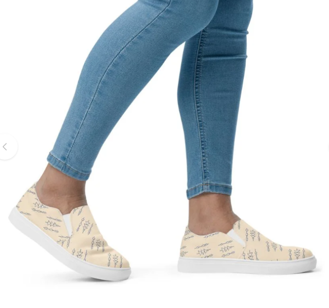 "Retro Mod Design" -- Women’s slip-on canvas shoes